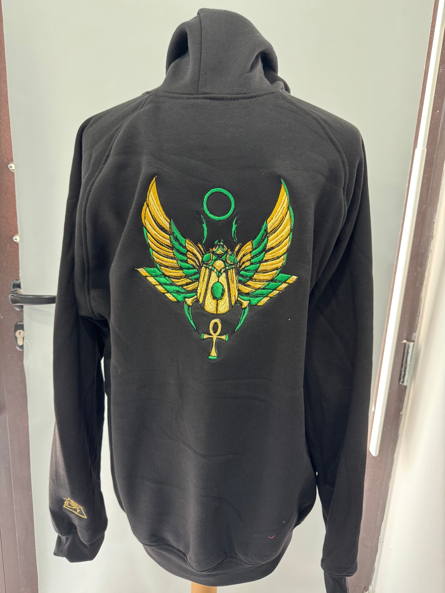 Escaravelho sweatshirt bordada